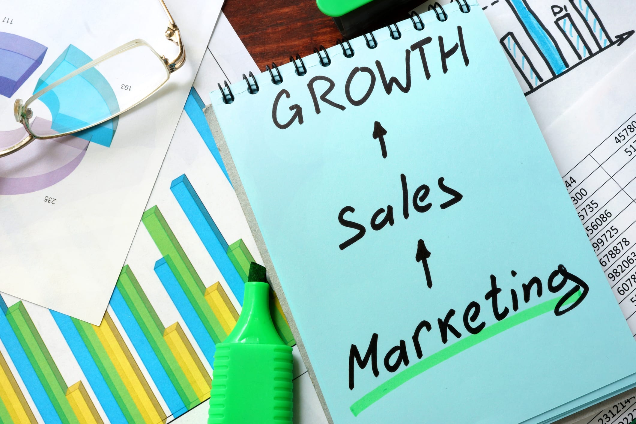 How to Align Sales and Marketing to Generate More Qualified Leads